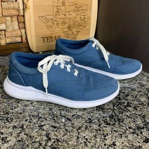 Propet Flicker Sneakers Blue Canvas Wide Size 6 1/2 WIDE